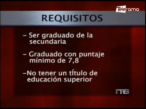Municipio de Guayaquil firma convenio con Argos para entregar 5.400 becas a bachilleres