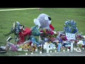 2 dead 1 injured in car crash in Strongsville on Sunday morning