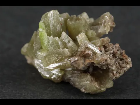 パイロモルファイト(緑鉛鉱) 結晶3.8g｜天然石 通販キラリ石