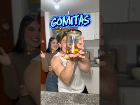 ELLA ES SÚPER FAN DE LAS GOMITAS 🧸🍡 #recetas #parejas #youtubeshorts #parejas #viral