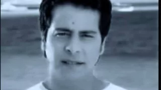 عايش لوحدك فارس 