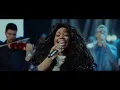 Vitória Souza | Deus no Comando [Clipe Oficial]