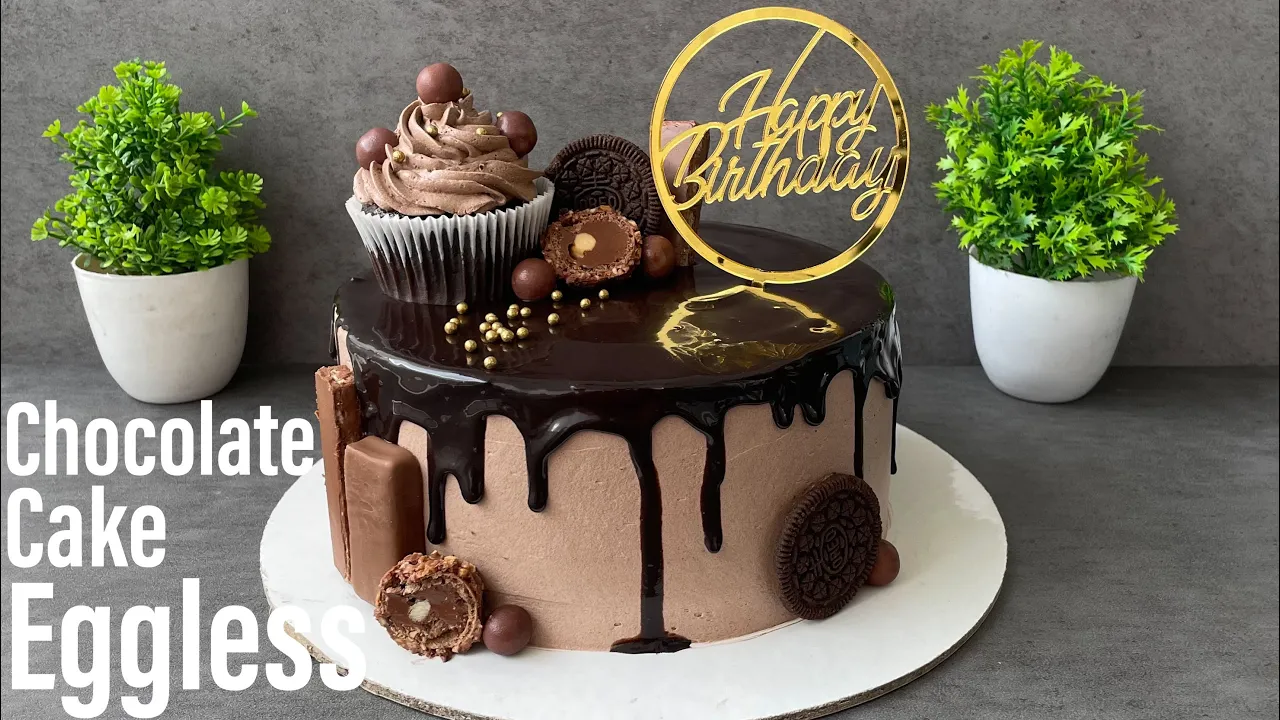 Eggless Chocolate Cake   Easy Chocolate Cake Decoration   Chocolate cake with cupcake decoration