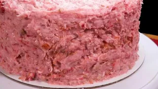 Strawberry nut cake please subscribe