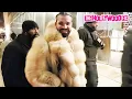 Drake s Fan Tries To Trade Coats With Him While Arriving To A Private Party At The Dream Hotel In NY