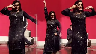 sidra noor performance in mehfil assi inj dholna azra jehan smb