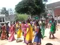 Download Lagu Abaliya ni dale Bethu gutar gutar bole adivasi timli mere adivasi