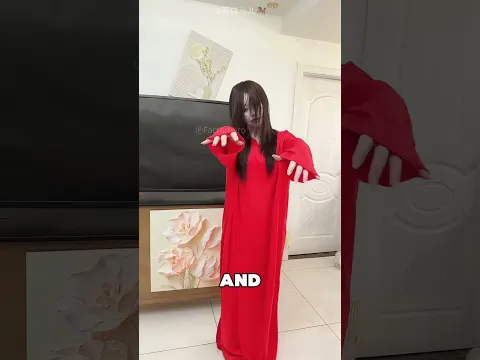 This girl scared her sister 😱