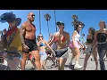 Download Lagu Venice Beach Boardwalk Walking Tour - Hot Weekend - People Watching