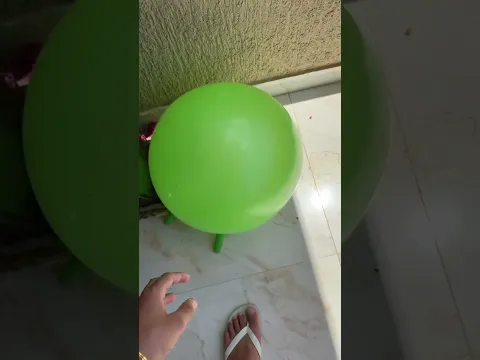 ELE JOGOU A BOLA NA MINHA CABEÇA