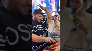 حنان احمد مش عارفه اكمل الاغنيه بسبب الاكوندا ديشا الغمراوي 