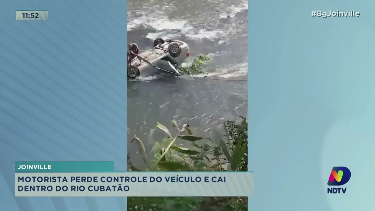Joinville: motorista perde controle do veículo e cai dentro do Rio Cubatão