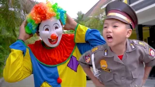 BADUT MENCURI ES KRIM 🤡 VINO JADI POLISI | Kompilasi