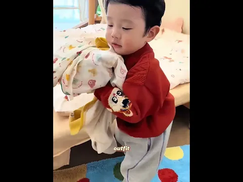 The parents’ laziness forced the little boy to become independent #shorts #cute