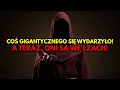 Download Lagu Wybrani, wydarzyło się coś WIELKIEGO… Płaczą w ukryciu, z dala od oczu świata!