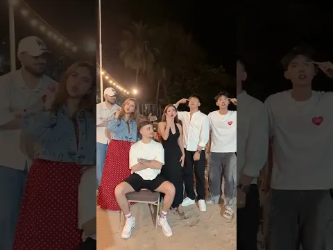 🥳 #vennyalberti