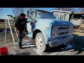 1970 Chevrolet C50 polishing a turd