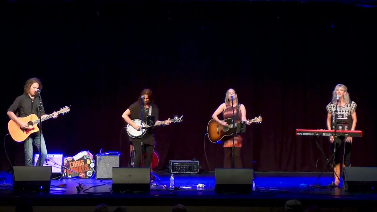 Sister Golden Hair The Band — "Seven Bridges Road" — Eagles live performance video