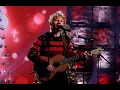 Download Lagu Ed Sheeran Performs 'Merry Christmas'