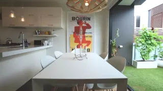 https://i.ytimg.com/vi_webp/Z8ftLuaDSm8/mqdefault.webp