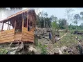 Download Lagu Datang hujan selesai penataan lokasi untuk tanam padi dan memasang dinding pondok bagian jendela