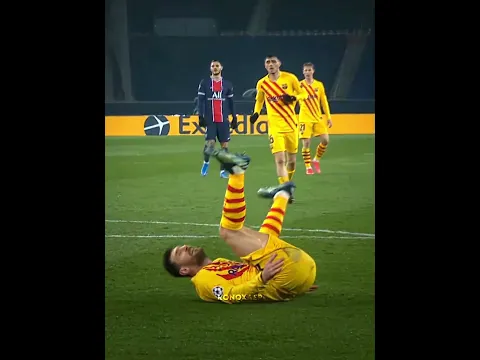 Messi Copied Ronaldo's Bicycle Kick 🤯😂
