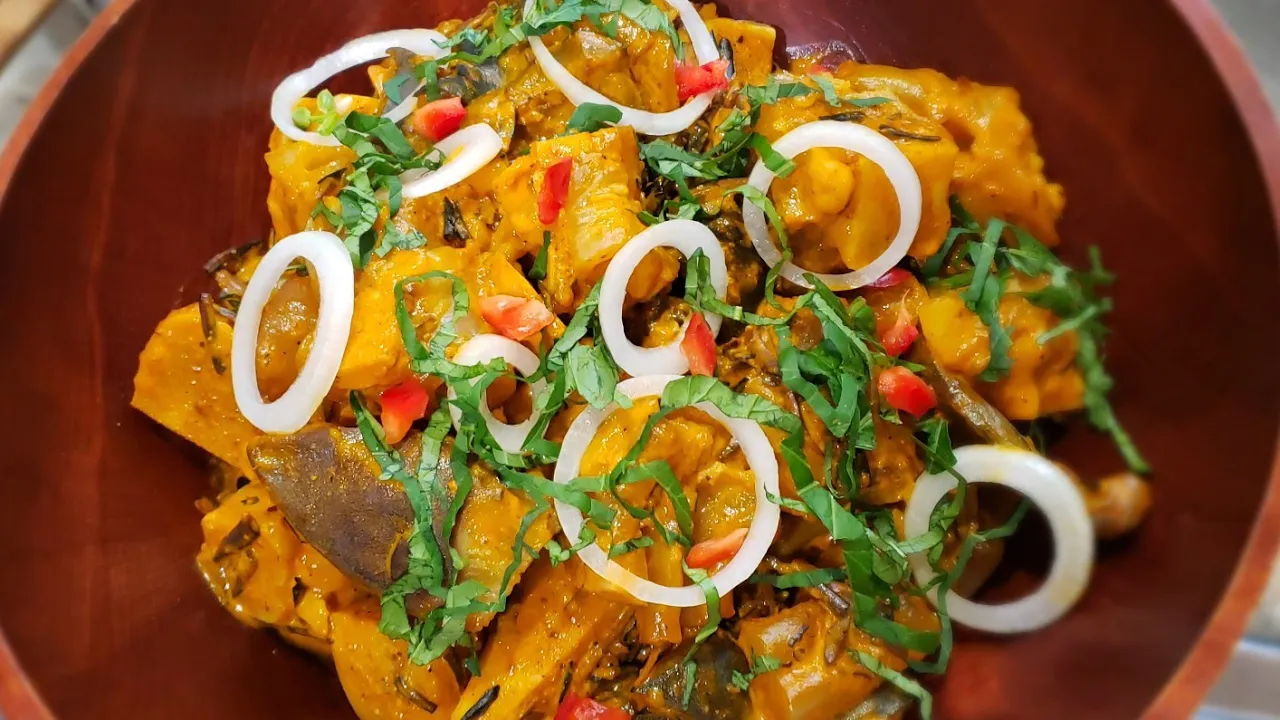 Nkwobi Recipe   How to make Nkwobi with Ugba   spicy cow foot recipe