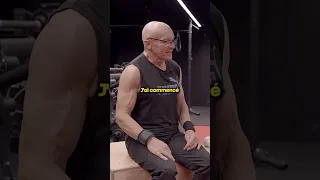 Son petit déjeuner de champion à 70ans !! 😱