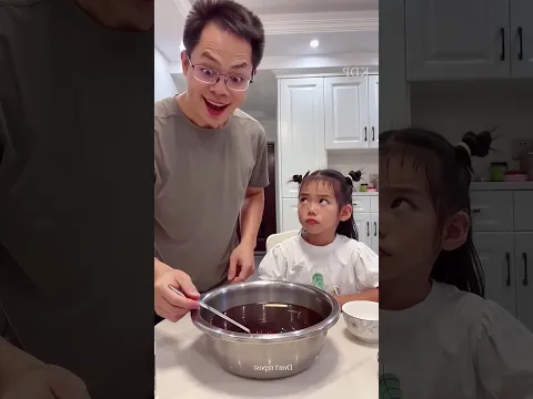 La Comida Estaba Horrible… Pero con Sal Estaba Deliciosa… Era Agua de Fregar 😱⚠️