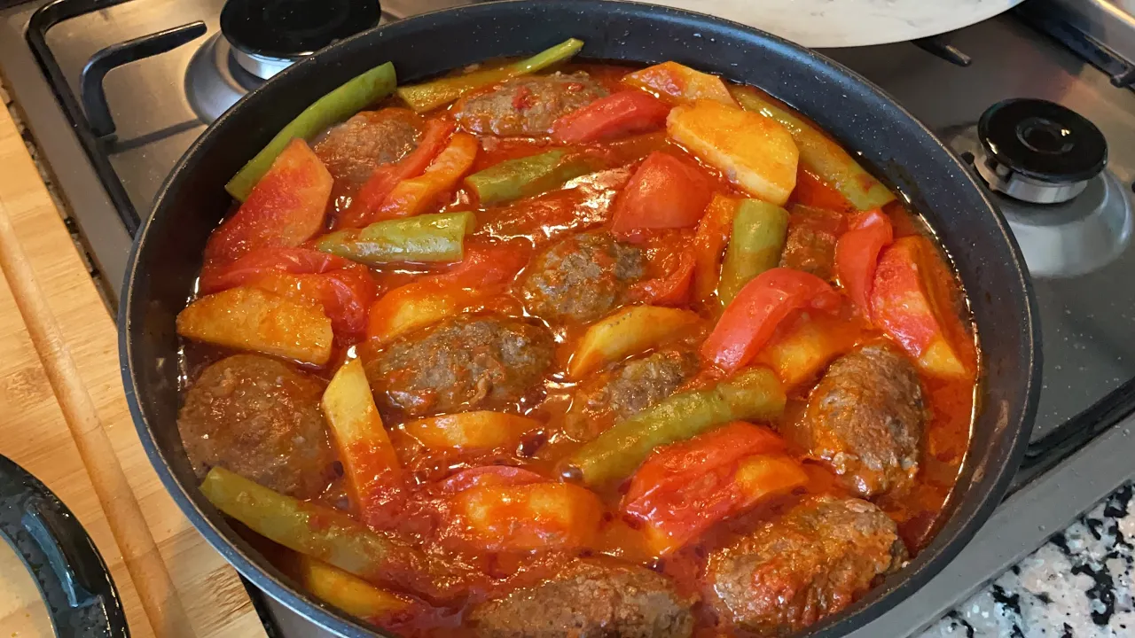 👉🥔 BİR DAHA TARİFİNİ ARAMAZSINIZ: Patatesle Yapabileceğiniz 8 Farklı Tarif