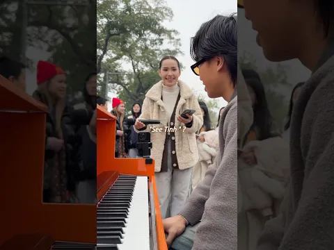 This Vietnamese girl made everyone smile!