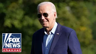 Download Concerned officials change Biden's walking routine to Marine One MP3