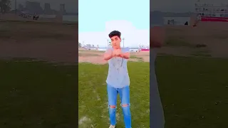 رسمت خط عمال بحط وانا مش داري لمعي الكينج  رسمت خط عمال بحط وانا مش داري لمعي الكينج