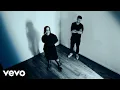 Download Lagu crushed - exo (Official Video)