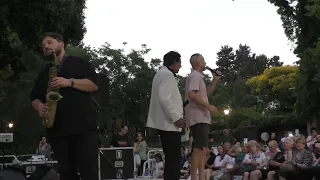 הפרח בגני אלירן ושימי תבורי 