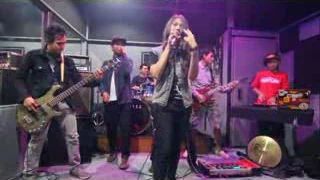 cipika cipiki cover sakitnya tuh disini mondaylab