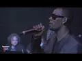R  Kelly sings Sam Cooke