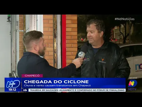 Chegada do ciclone: chuva e vento causam transtornos em Chapecó