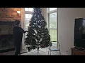 Yaheetech 9 ft Pre-Lit Christmas Tree Review