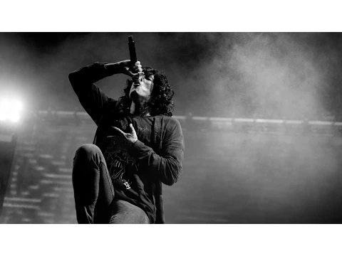 Download MP3 Bring Me The Horizon - Throne (Reading 2015)