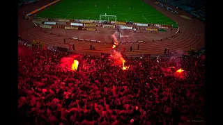 انا الصوت   الكورة للجماهير دندنها
