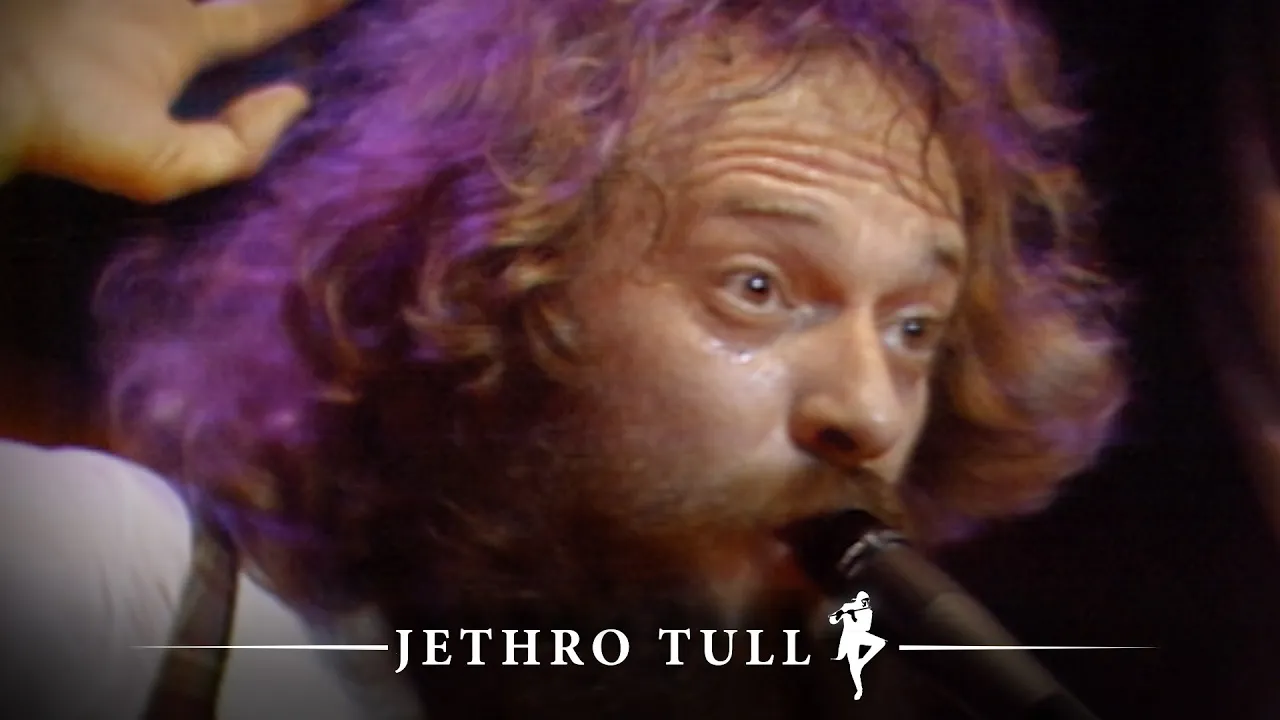 Jethro Tull - Aqualung (Live At Madison Square Garden, 1978) Jethro Tull - Aqualung (Live At Madison Square Garden, 1978)
