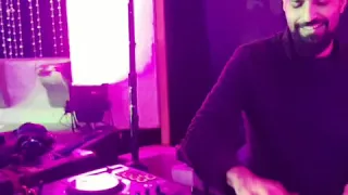 الحب نداني حكيم   اغاني التسعينات الجميلة  ريمكس لايف بس من عنااا    دندنها