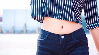 chikni chikni kamar he 17 sal umar he new gujarati song tik tok viral video 2020 love story