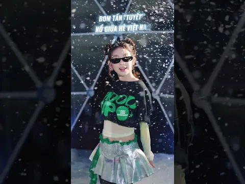 Snow in summer? Even the weather wanted to be iconic. ❄️✨