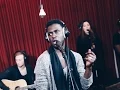 Download Lagu Studio Brussel: Kwabs - Walk (live)