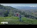 Download Lagu Men Seni Suyemin - Waiting For The New Year (Official Video)