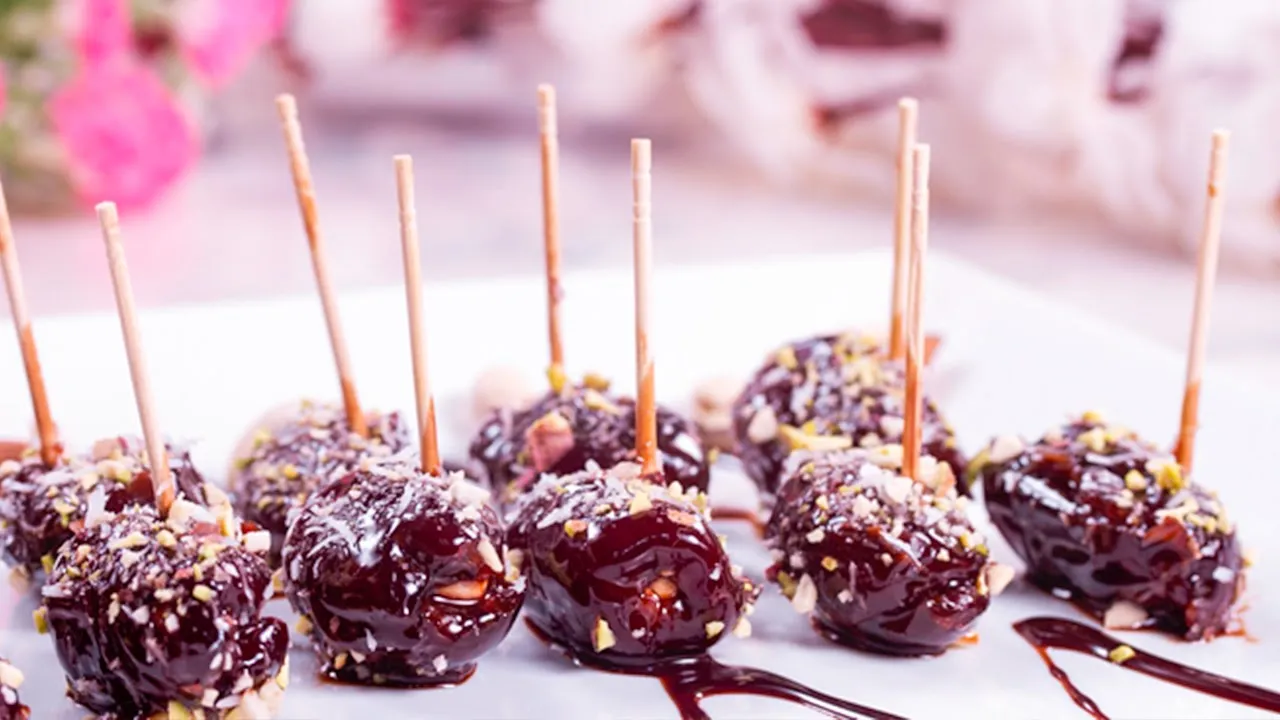 Chocolate Coated Dates Recipe By SooperChef