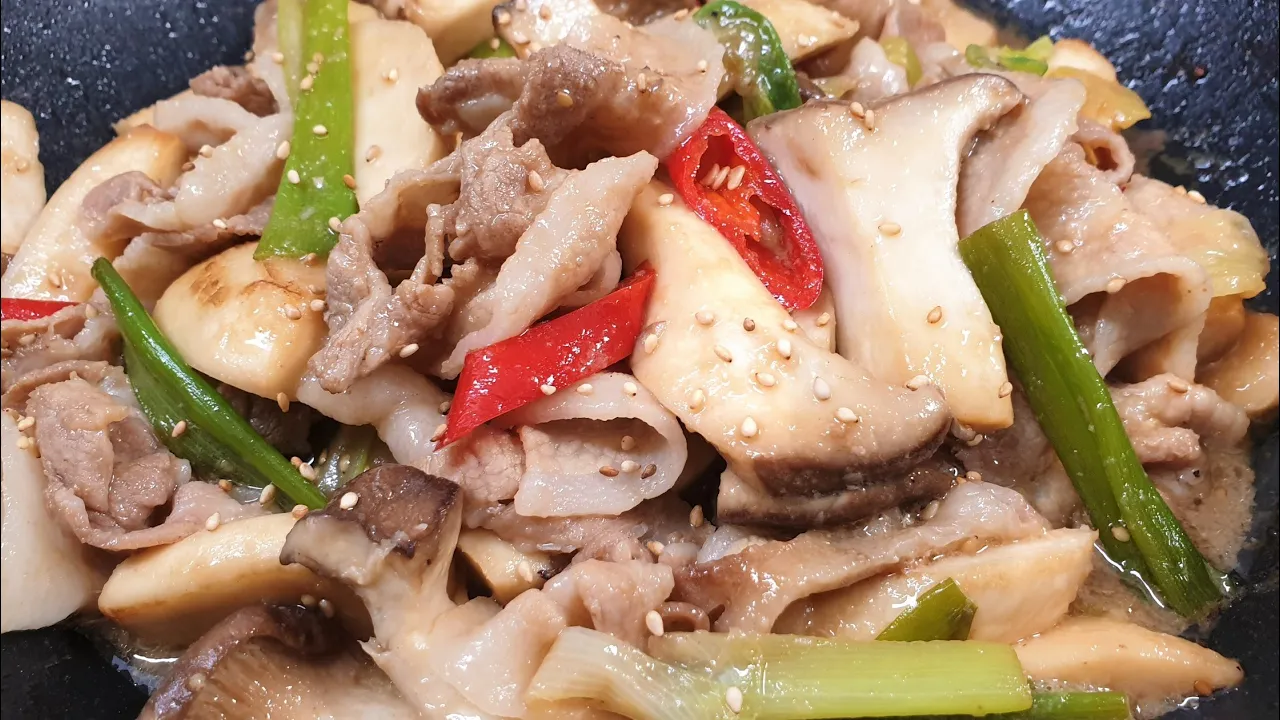 대패삼겹살 새송이버섯볶음