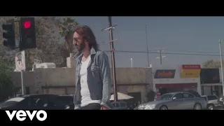 eric turner vs avicii dancing in my head tom hangs remix 